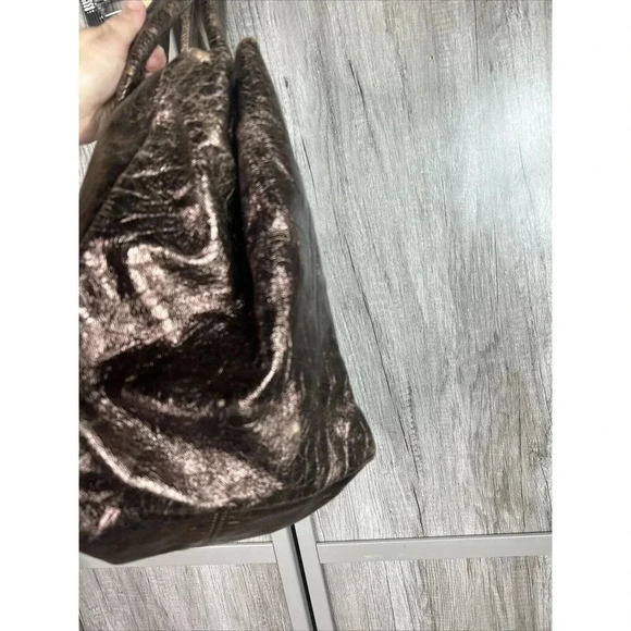 Dries Van Noten Bronze Tote Magnetic Closure Tubolar Handles Made in Italy - Picture 2 of 12